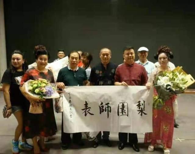 赵美训 |赵美训，书画家赵美训书画艺术家