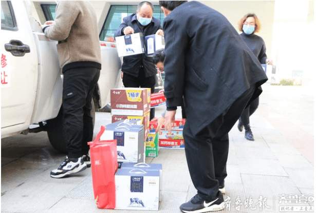 杨延国 |腾圣市政杨延国,山东好人杨延国书画艺术家