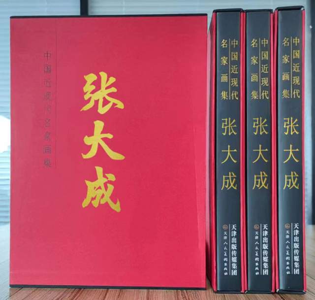 张大成 |山东济南人，盛园堂画室（主人）书香门第。自书画艺术家