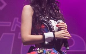 解锁松田里奈多面魅力，风格百变