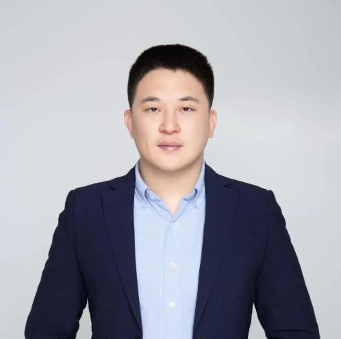 何治军 中东之桥