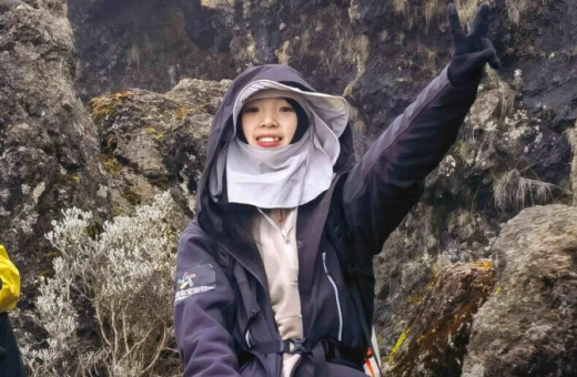 徐卓媛：向着顶峰奔跑的 00 后登山者
